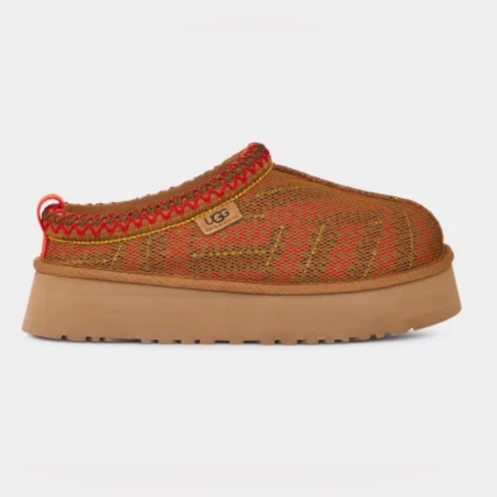 UGG TAZZ MAXI TASMAN IN CHESTNUT NEVER WORN BRAND NEW!